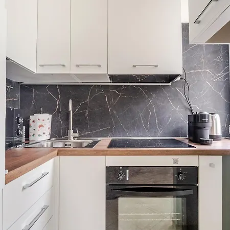 San Siro Hideaway, Garage,metro&wifi! Апартаменты *